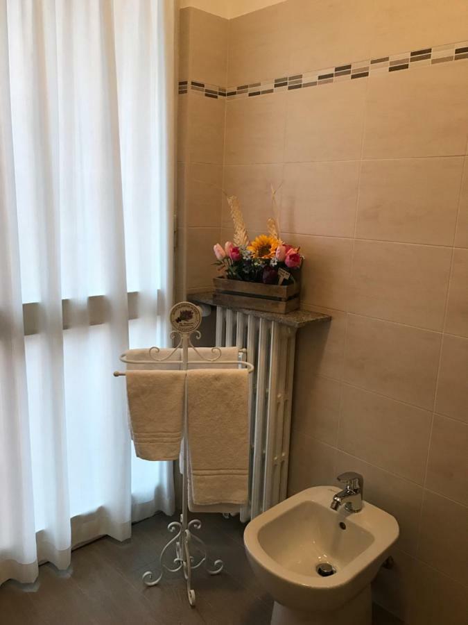 B&B Gloria Apartment Бавено Экстерьер фото